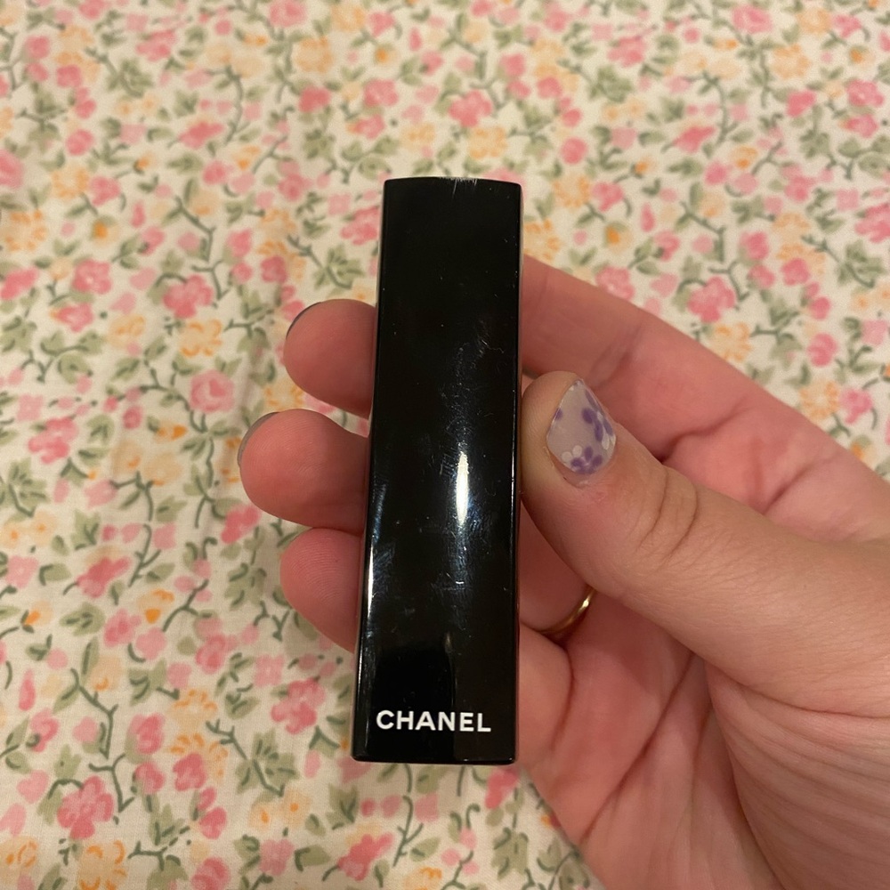 CHANEL Black Glossy Lipstick Case with White Logo